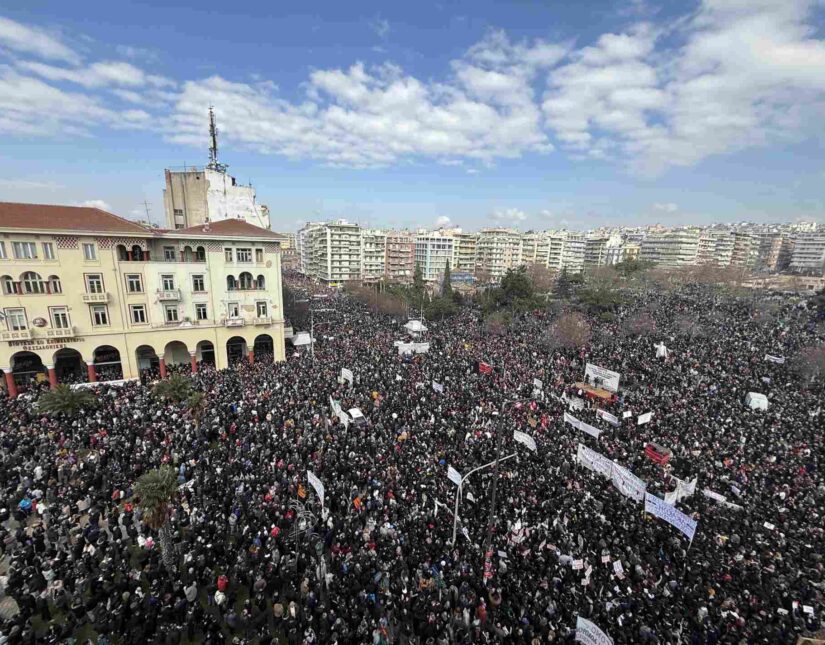 Η "μόνη σταθερά" και το συλλογικό τραύμα του Ελληνικού Έθνους, Καλυβιώτης Ραφαήλ