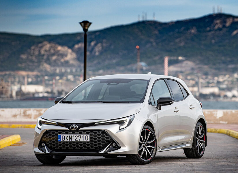 Test drive στο Toyota Corolla 1.8 Hybrid GR Sport 140Ps, Κώστας Τσουρούλης