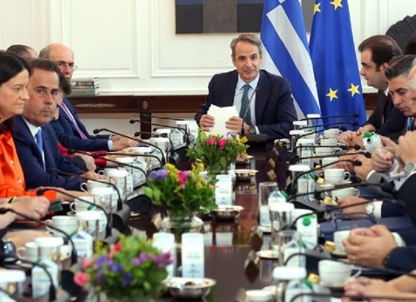 Τέμπη-ΟΠΕΚΕΠΕ-Ευρωπαϊκή Άμυνα: Tριπλό ναυάγιο για την κυβέρνηση