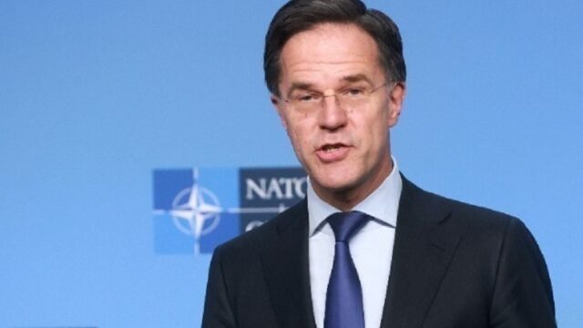 Ρούτε: Το ΝΑΤΟ παραμένει στο πλευρό της Ουκρανίας