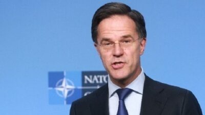 Ηξεις αφήξεις, αλλά εμμέσως με το αφήγημα Τραμπ ο Ρούτε για Γροιλανδία και ΝΑΤΟ