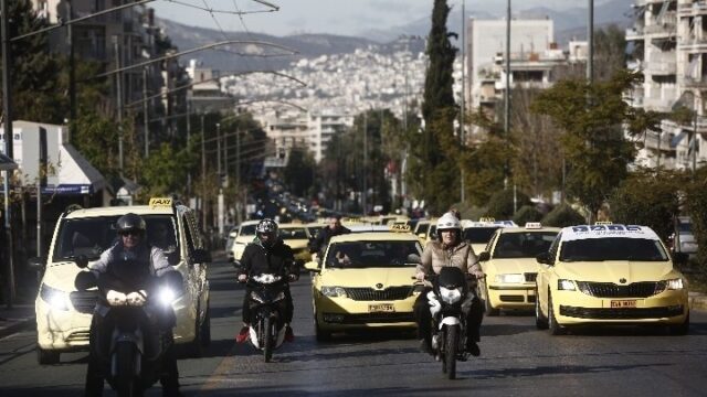 ΠΟΕΙΑΤΑ: Θετική η συνεργασία κράτους και ταξί για τα νυχτερινά δρομολόγια Παρασκευή με Κυριακή