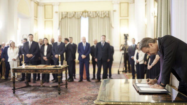 Κυβέρνηση ,θέατρο και ρόλοι, Μάνος Στεφανίδης