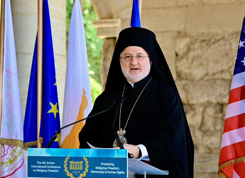 Επιτρέπεται να επιδίδεται ο Αρχιεπίσκοπος Αμερικής σε ''βεντέτα'' με ΜΜΕ; Χριστόφορος Τριπουλάς