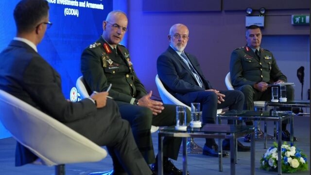 Σημαντικές συζητήσεις και επαφές κατά την δεύτερη ημέρα της DEFEA 2025