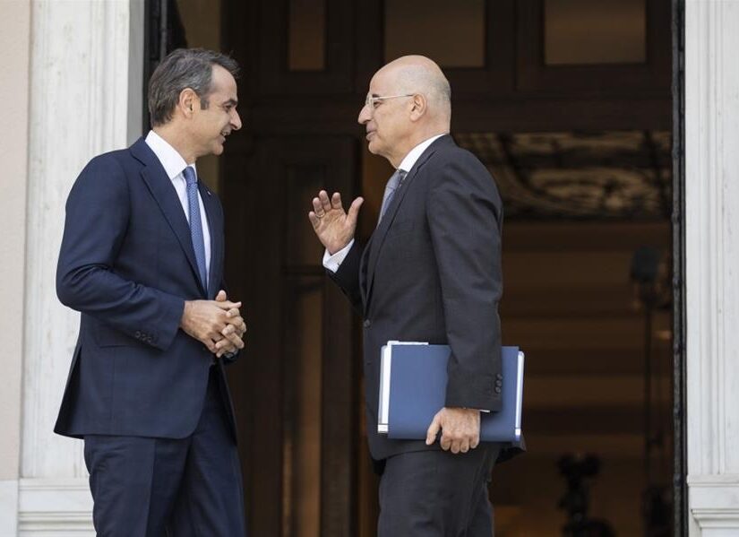 Άδειασε το χαρτοφυλάκιο του Δένδια ο Μητσοτάκης!, Χρήστου
