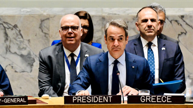 Μάσησε τα λόγια του ο Κυριάκος στη Διάσκεψη για την ελευθερία των θαλασσών
