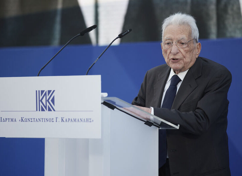 Πέθανε ο Πέτρος Μολυβιάτης