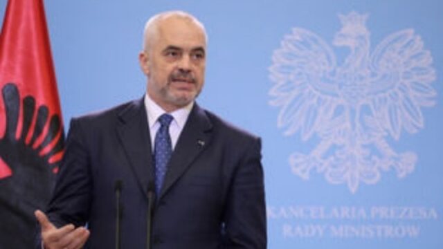 Η αντιπρόεδρος του Ράμα, το χαρέμι του Σουλεϊμάν και τα μύρια ντόλαρς…