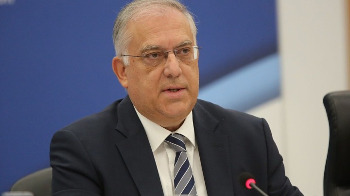 Θεοδωρικάκος: Είμαι φανατικά υπέρ της κατάργησης της μονιμότητας στο δημόσιο