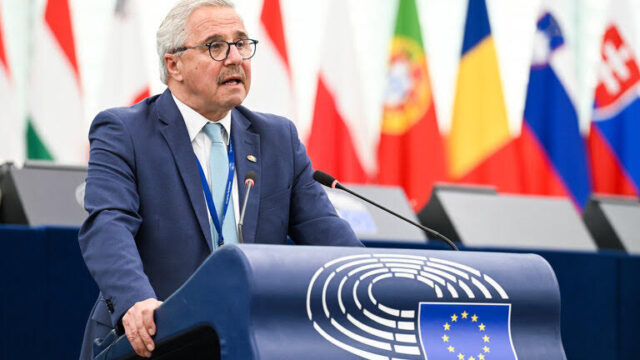 Γ. Μανιάτης: Να ξανασχεδιαστεί η Αγορά Ενέργειας