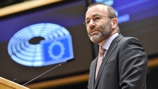ΝΙΚΗ για Ευρ. Λαϊκό Κόμμα και Μητσοτάκη: “Βρίζουν τους Ρώσους, αλλά χαϊδεύουν την Τούρκους”