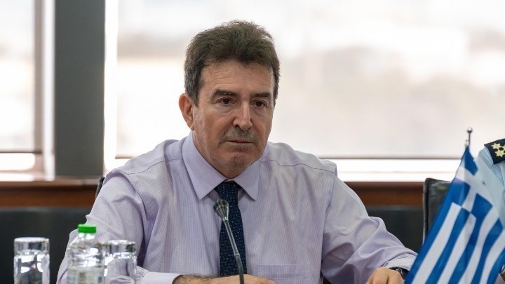 Διαψεύδει ο Χρυσοχοΐδης αναφορές για άτομο του υποκόσμου που έλεγε ότι τον ξέρει