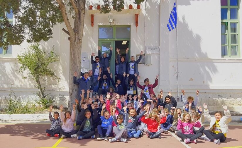 Η Πλαίσιο και η +πλεύση εξοπλίζουν σχολεία ακριτικών νησιών