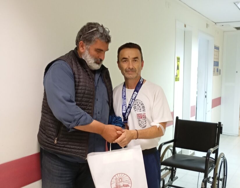 Στο κρεβάτι του πόνου πήρε το Μετάλλιο του 41ου Δρόμου Θυσίας Διστόμου ο Γ. Νιάρος!
