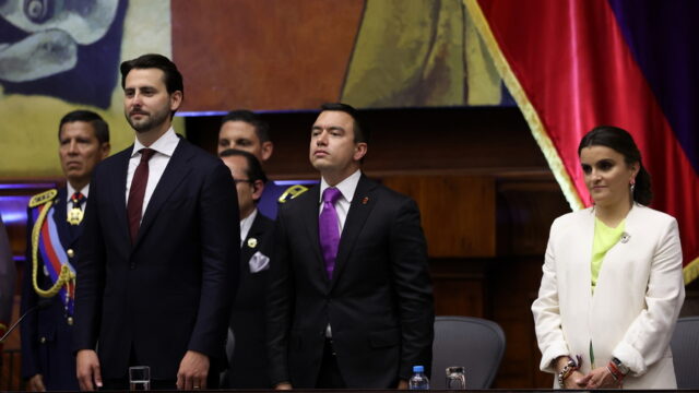 Επανέρχοναι οι στρατιωτικές βάσεις στον Ισημερινό