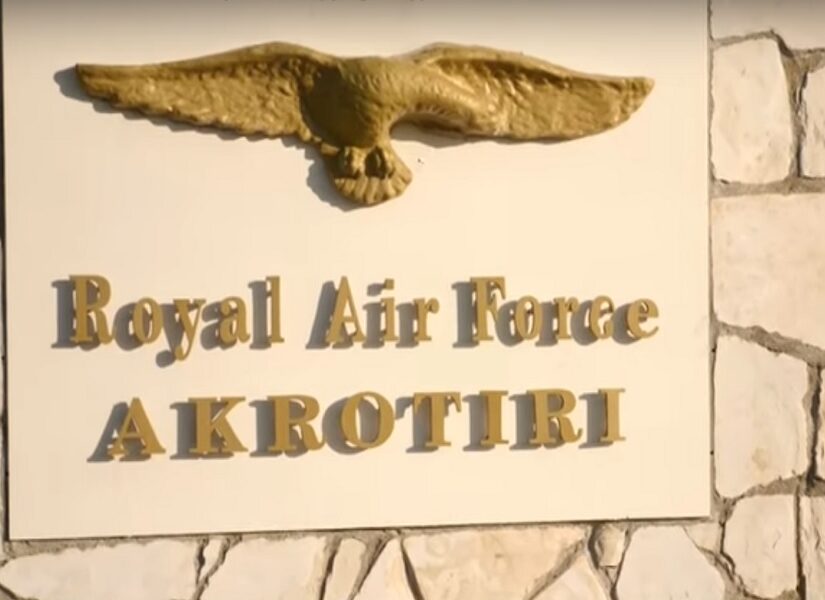 Η "σκακιέρα" του πολέμου, η Κύπρος και οι βρετανικές βάσεις, Κώστας Βενιζέλος