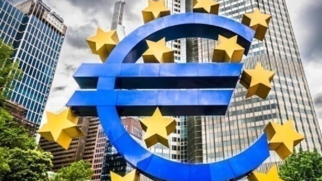 Μπορεί το ευρώ να υποκαταστήσει το δολάριο; Κώστας Κόλμερ