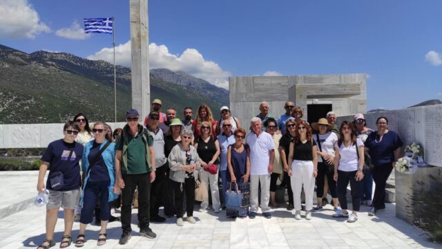 Κοινό προσκύνημα σε Μαρτυρικό Δίστομο και Όσιο Λουκά από Καλαβρυτινούς και Κορίνθιους