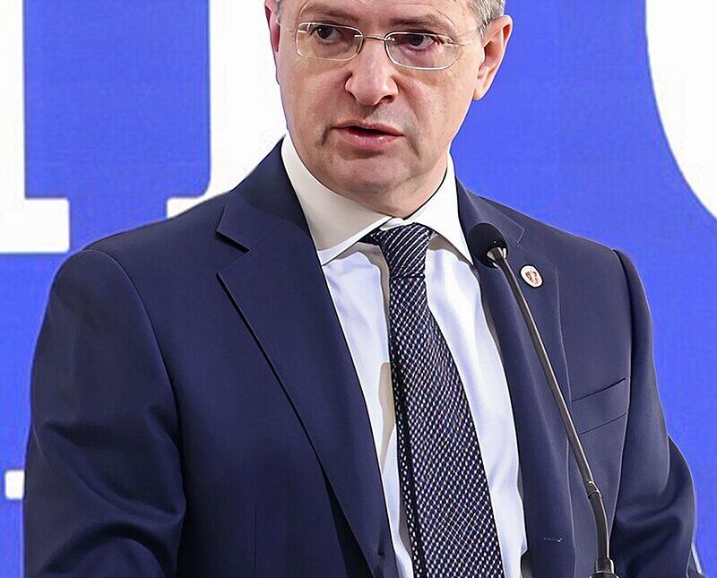 Μεντίνσκι: Το “πάγωμα” της σύγκρουσης θα οδηγήσει μοιραία σε πυρηνικό πόλεμο – Η νευρικότητα των Ουκρανών συνομιλητών