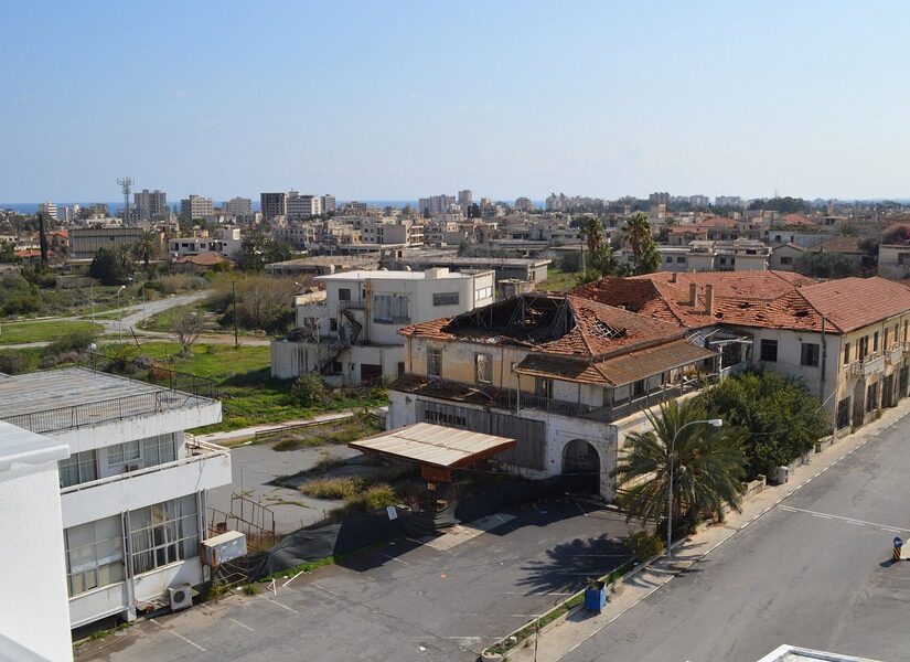 Από τη Ριβιέρα της Γάζας στο Λάς Βέγκας του Βαρωσιού! Κώστας Βενιζέλος