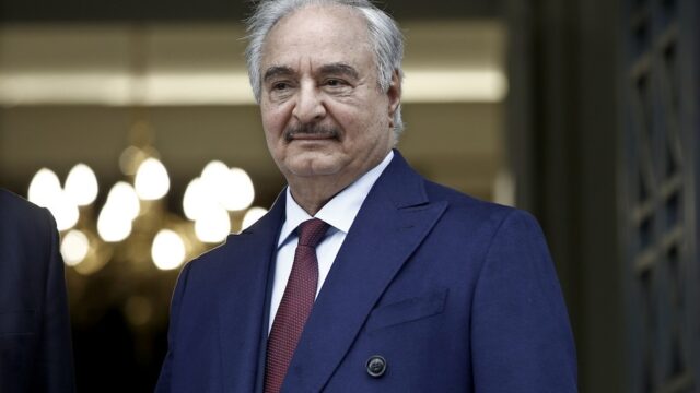 Το μυθιστόρημα του Χαλίφα Χαφτάρ, Νεφέλη Λυγερού