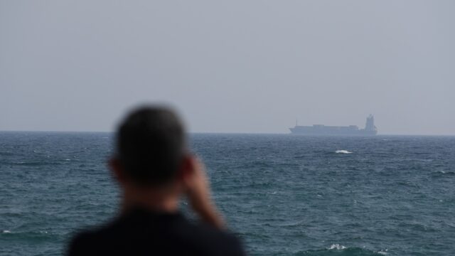 "Ηρεμούν τα νερά" στα Στενά του Ορμούζ, Σταύρος Μαλαγκονιάρης
