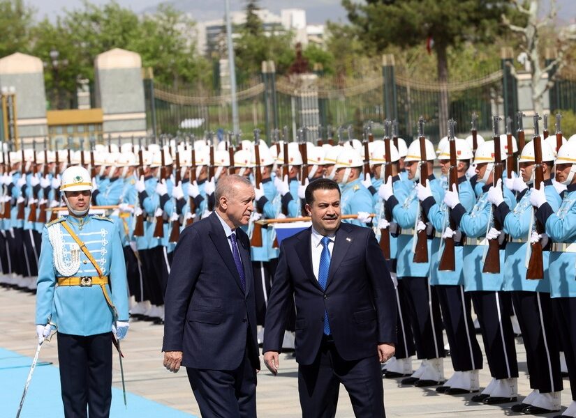 Η Άγκυρα στον "πυραυλικό χάρτη": Μήνυμα Ερντογάν προς Ισραήλ-Δύση, Βάνα Στέλλου