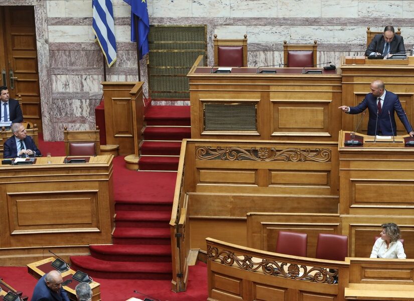 Ο κόσμος σε αναταραχή και η Ελλάδα στον χαβά της... Θεόδωρος Στάθης