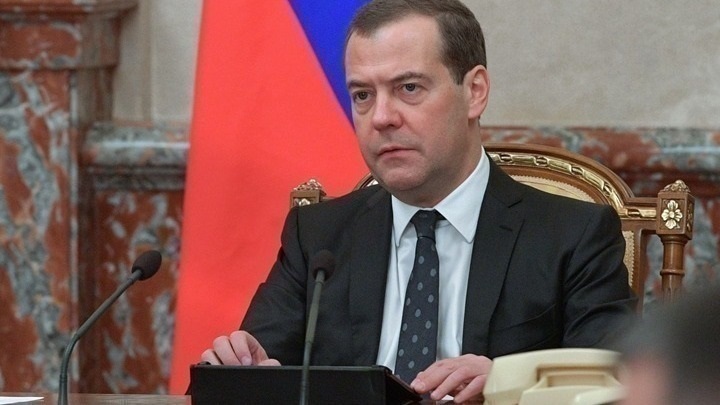 Μεντβέντεφ: Η Μόσχα θα αντέξει τις κυρώσεις και θα κλιμακώσει τα χτυπήματα στην Ουκρανία
