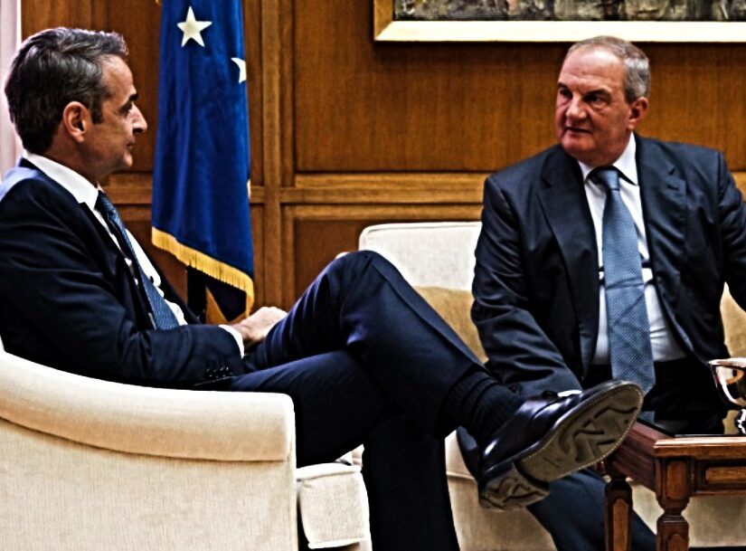 Γιατί ο Μητσοτάκης επιτέθηκε τώρα στον Καραμανλή, Σάββας Παυλιδης