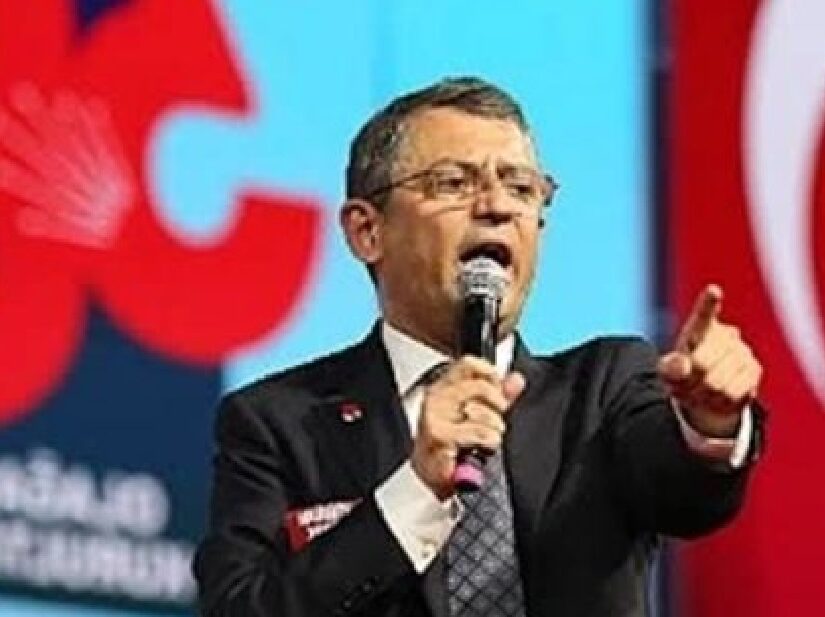 Οζγκιούρ Οζέλ: «Υποστηρίζουμε την εγκατάλειψη των όπλων»