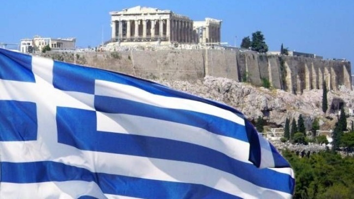 Ποιοι δεν θα παραστούν στο προεδρικό για την 51η επέτειο αποκατάστασης της Δημοκρατίας