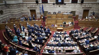 Πρόθεση ψήφου σε νέες δημοσκοπήσεις – Οι πολίτες για τον πόλεμο και νέα κόμματα (Alco, Opinion Poll)