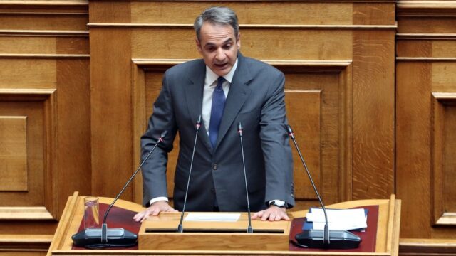 Πώς μεταλλάσσεται η πολιτική του Κυριάκου για την παράνομη μετανάστευση, Αλέξανδρος Τάρκας