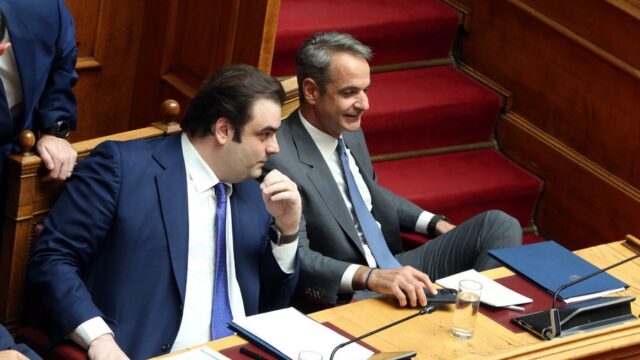 Γιατί δεν καταρρέει δημοσκοπικά η ΝΔ, Βασίλης Στοϊλόπουλος