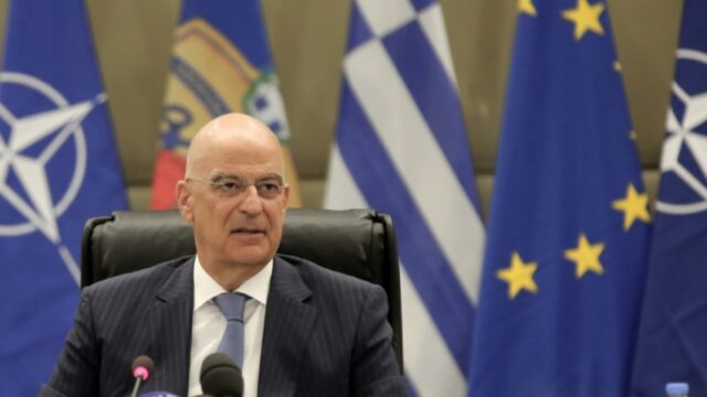 Δένδιας: Όλοι στο Στρατό Ξηράς από 1η Ιανουαρίου - Καταργείται η Α' Στρατιά