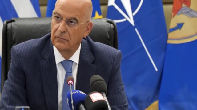 Είναι στη σωστή κατεύθυνση οι αλλαγές Δένδια για τις Ένοπλες Δυνάμεις;