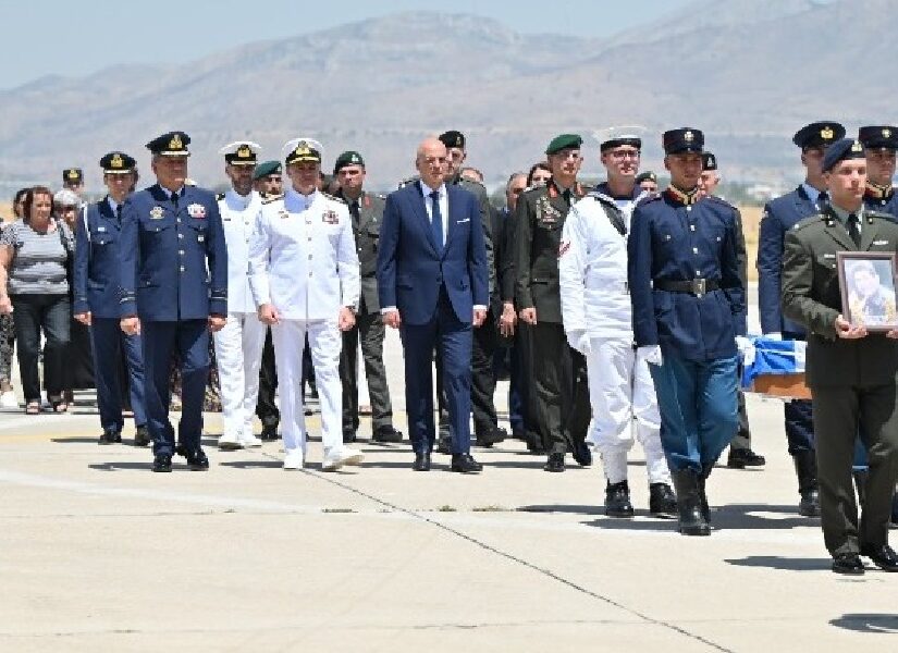 Δένδιας: Η Ελλάδα εκπληρώνει ιστορικό χρέος με τον επαναπατρισμό πεσόντων από την Κύπρο
