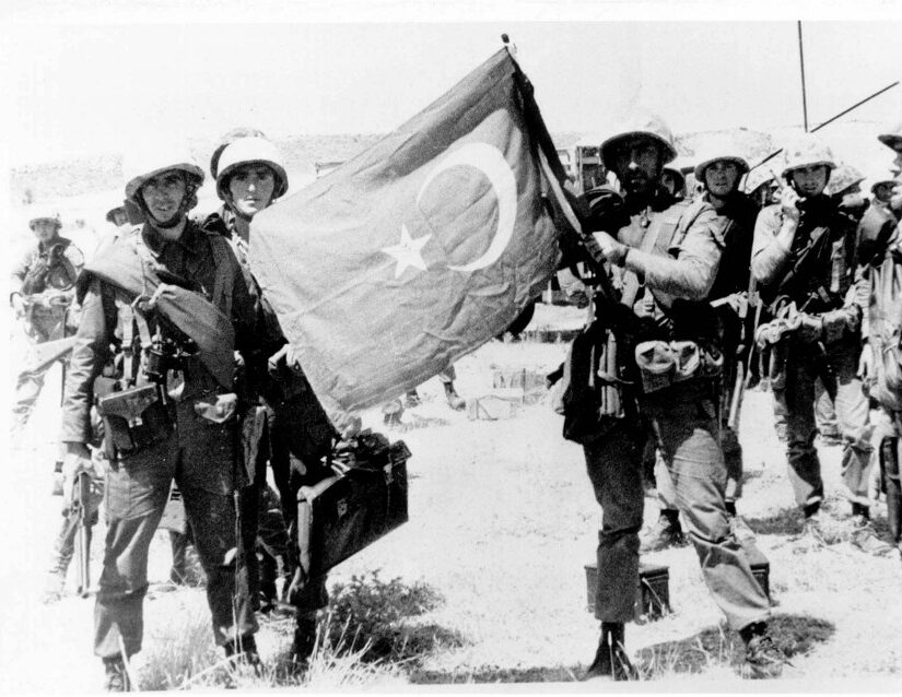 Κύπρος 1974: Η Ελλάδα ηττήθηκε χωρίς να πολεμήσει... Παναγιώτης Γκαρτζονίκας