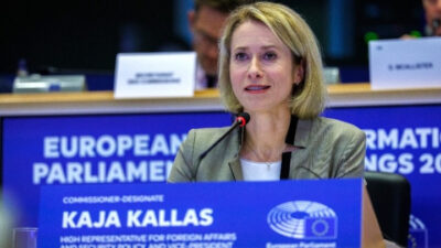 Κάλας: Ο Πούτιν κοροϊδεύει κάθε ειρηνευτική προσπάθεια