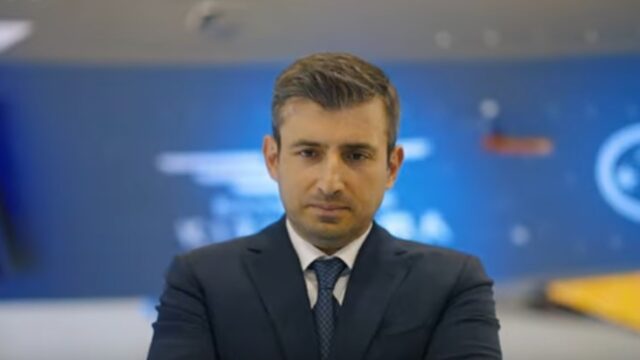 Ο Σελτσούκ Μπαϊρακτάρ λανσάρει την «εγχώρια και εθνική» εναλλακτική του Twitter: “Next Sosyal”