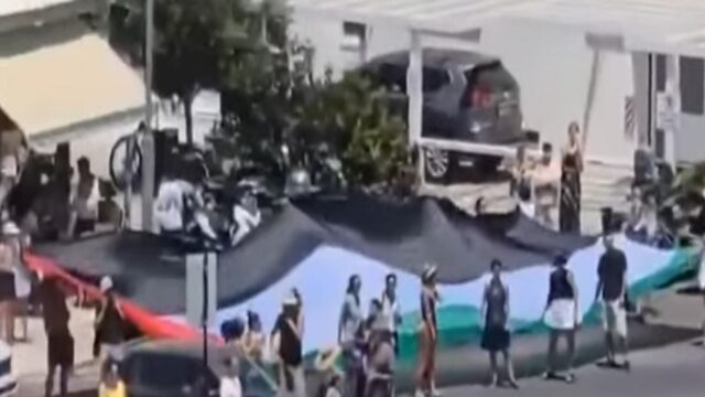 Ρόδος: Ισραηλινοί τουρίστες καταγγέλλουν ξυλοδαρμό – Αντιδράσεις για το “μπλόκο” στο κρουαζιερόπλοιο