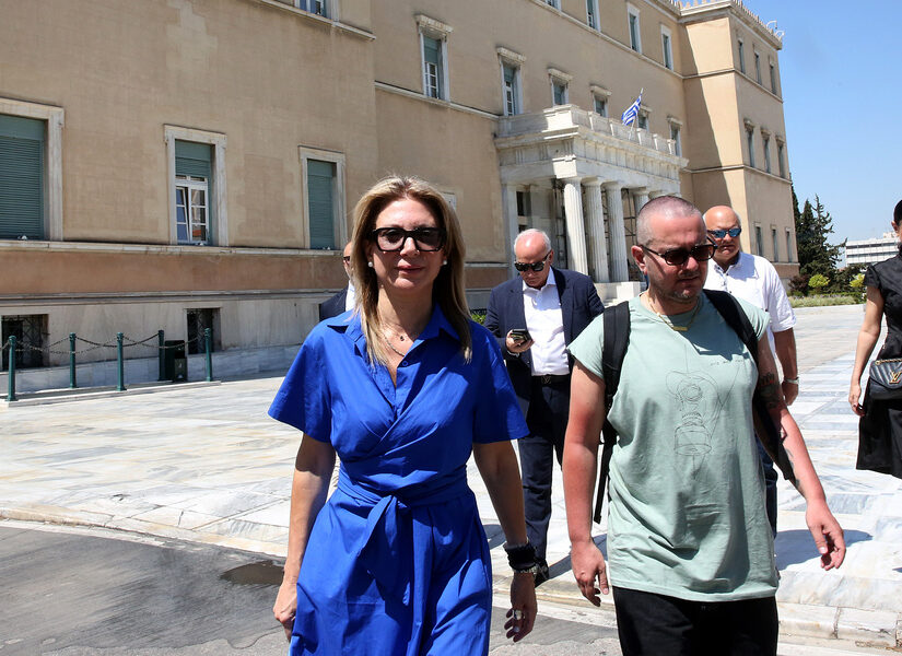 Η Καρυστιανού για το χυδαίο σκίτσο Παπανίκου – Κοκοτσάκης: Ανεπαρκές το πόρισμα της Πυροσβεστικής