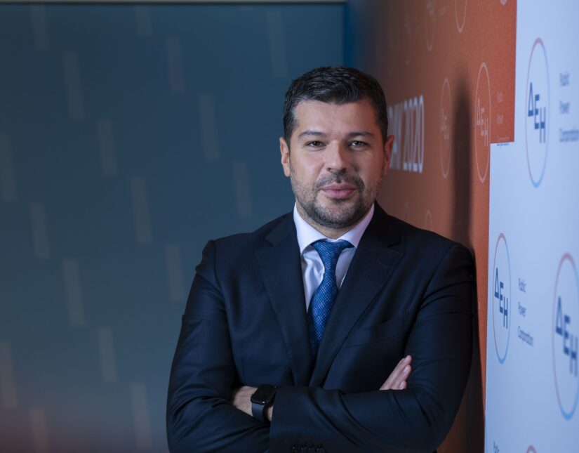 Προσαρμοσμένο EBITDA στα €1 δισ.  και καθαρά κέρδη στα €0,2 δισ. για το α΄ εξάμηνο 2025