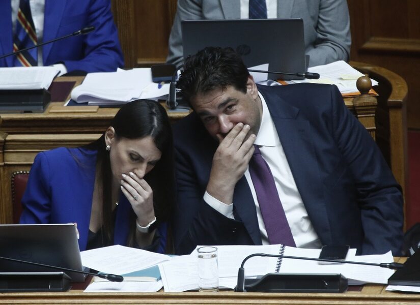 Σύννεφα στην γαλάζια ΚΟ χαρούλες στο Υπουργικό! Κόμπρα
