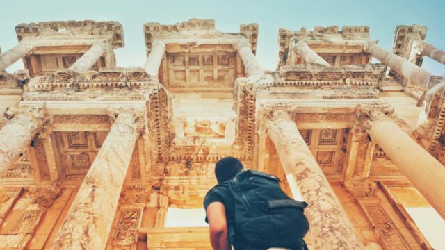 Το ταξίδι στην αρχαιότητα – Από τη Μεσοποταμία στις ρωμαϊκές οδούς, Μάκης Ανδρονόπουλος