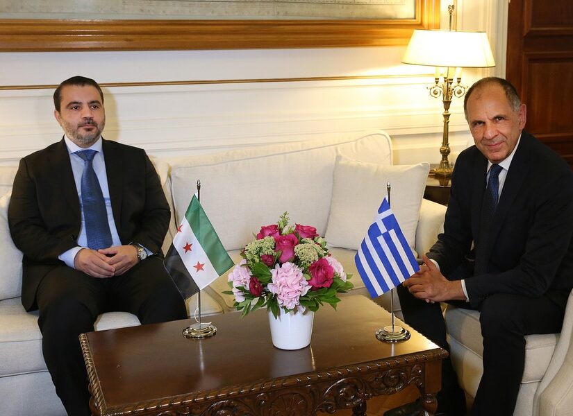 Η αγκαλιά του Γεραπετρίτη με τον τζιχαντιστή Σύριο ομόλογο του!