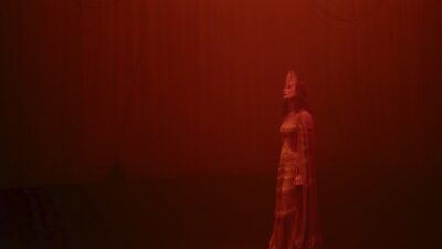 Τι μπορεί να φταίει που δεν έχετε φίλους, Μαρία Καλοπούλου