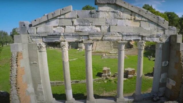 Οδοιπορικό στις ελληνικές αρχαιότητες στην Μεσόγειο, Όλγα Μαύρου